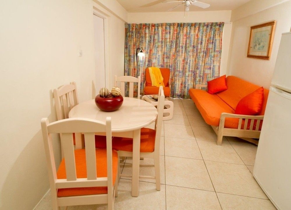 Melrose Beach Apartments Inc Bridgetown Luaran gambar